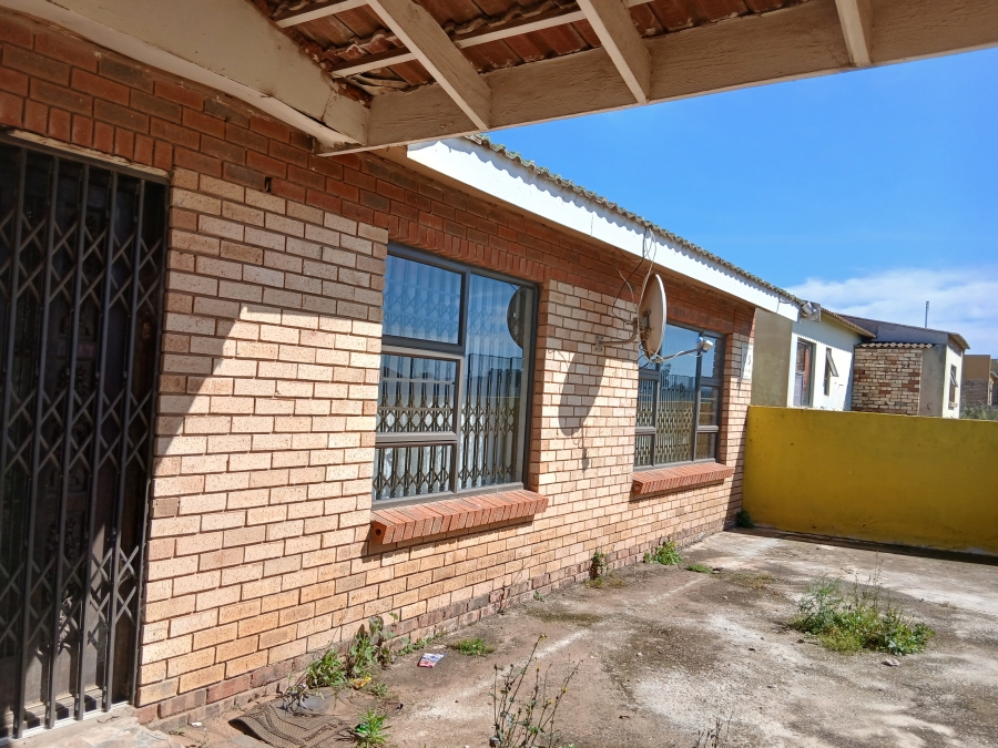 3 Bedroom Property for Sale in Pellsrus Eastern Cape